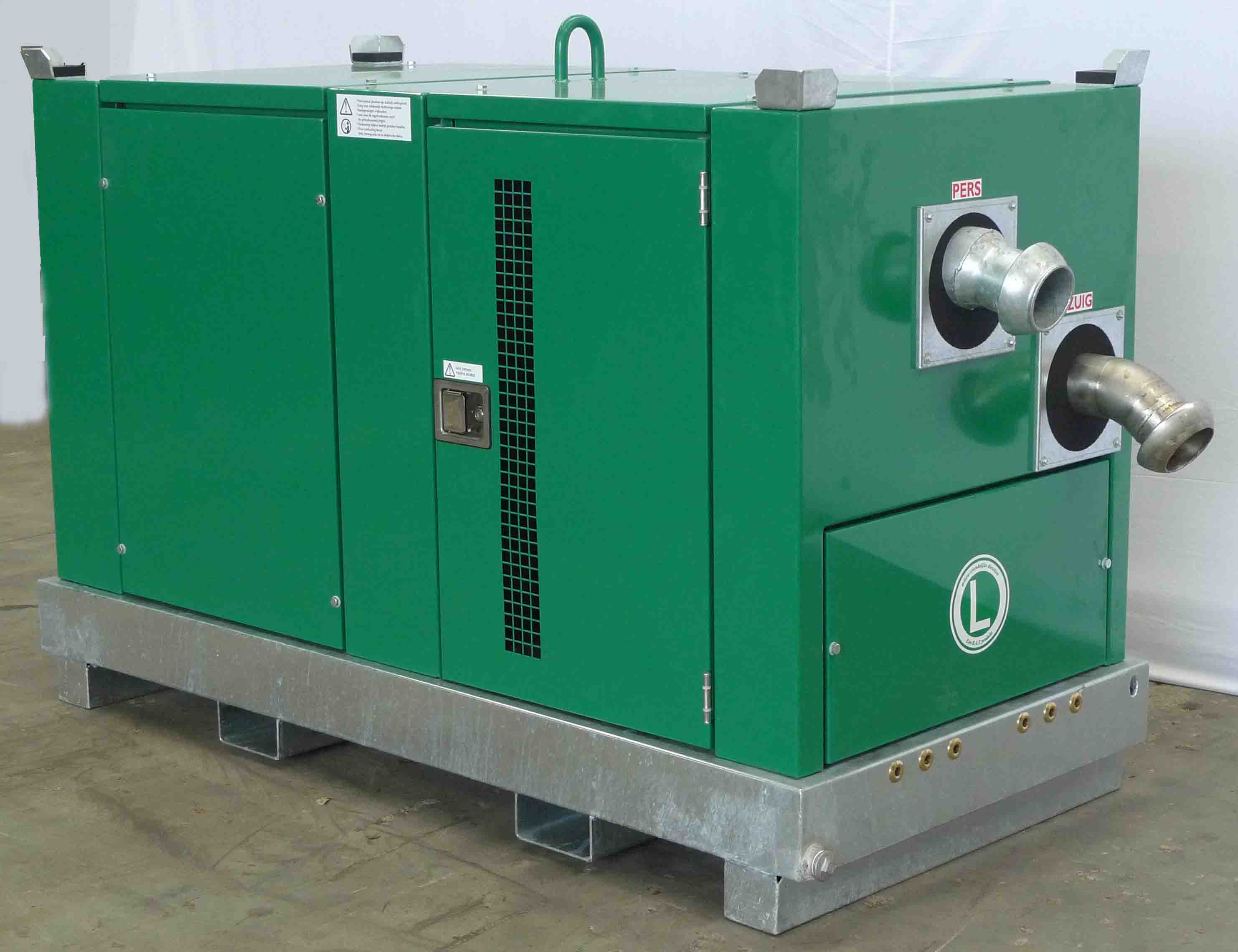 GEHO ZD600 ZD900 zuigerpomp voor bronbemaling in supergeluiddempende compact omkasting GEHO ZD600 ZD900 zuigerpomp bronbemalingspomp geluiddempende omkasting geluidskast geluidsarm compact plunjer pomp plunjerpomp plunjerpompen